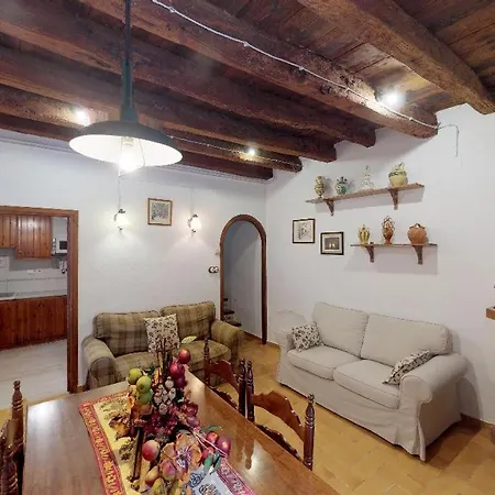 Burgues Apartment Santa Eulalia de Ronsana